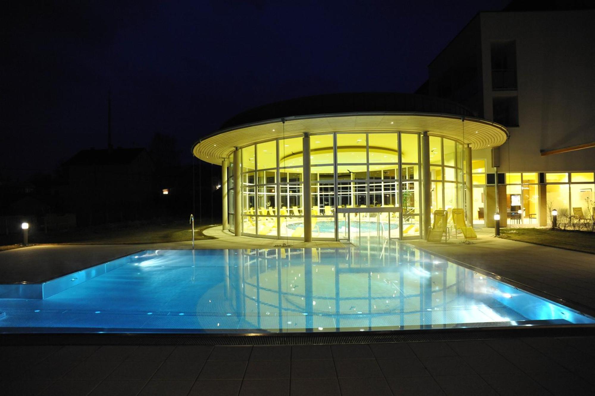 Gesundheitsresort Bad St. Leonhard バート・ザンクト・レオンハルト・イム・ラヴァントタール エクステリア 写真